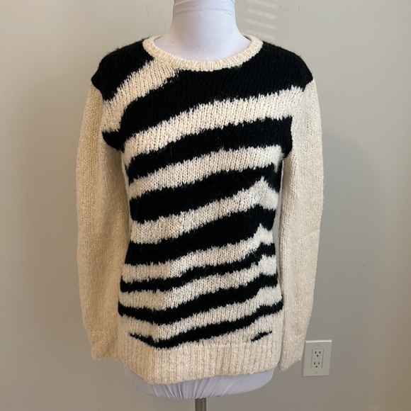 Trina Turk Irish Coffee 2 Alpaca Blend Zebra Stripe Sweater - Picture 3 of 8